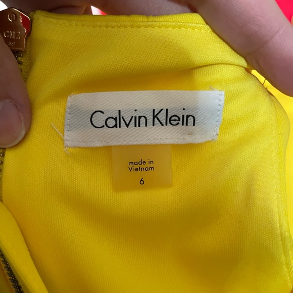 Calvin Klein Yellow Pleated Skater Dress with High Neckline - Picture 13 of 14